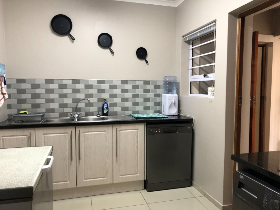 3 Bedroom Property for Sale in De Kelders Western Cape